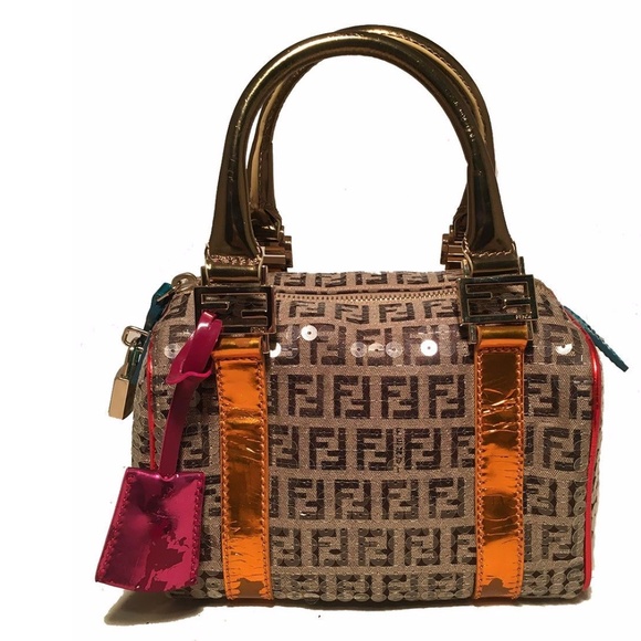 bauletto fendi monogram